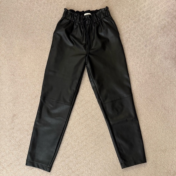 Abercrombie & Fitch Pants - Abercrombie & Fitch Straight Leg Black Faux Leather Paper Bag Pants High Rise